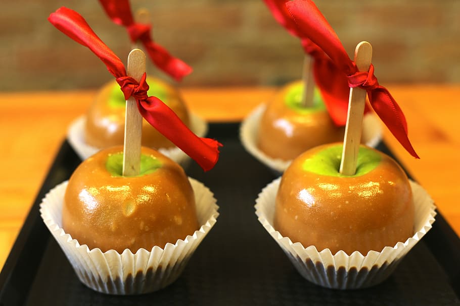 chewy caramel apple