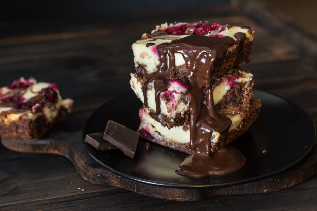 choco cherry cheesecake bars