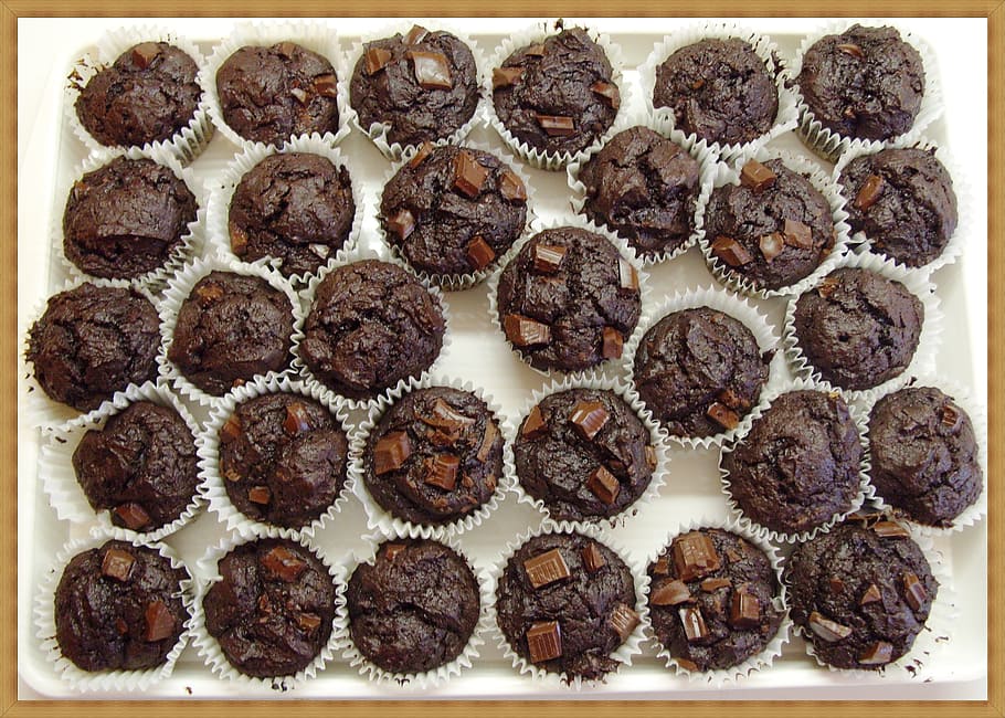 sweet chocolate chip muffins