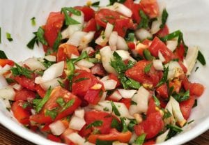 Copycat Chipotle Mild Salsa Pico De Gallo Recipe