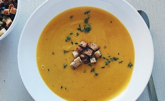 cream of tomato soup with pesto