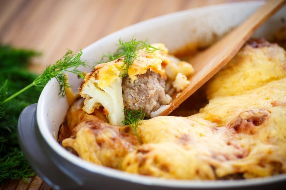 creamy cheddar cauliflower and meatball bake