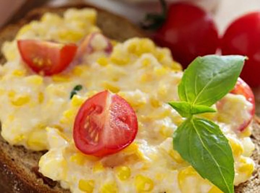 creamy crockpot corn dip