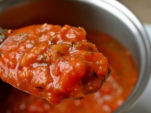 creamy tomato pasta sauce with basil