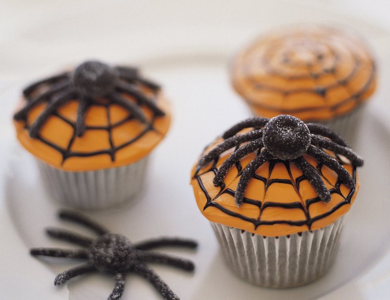 devils food spider cupcakes