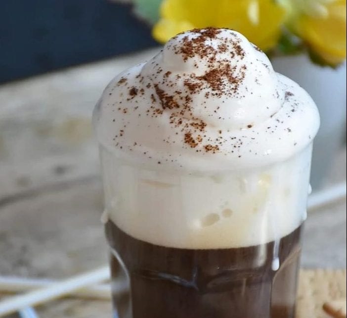 ESPRESSO CON PANNA  Coffee recipes, Photo and video, Lunch