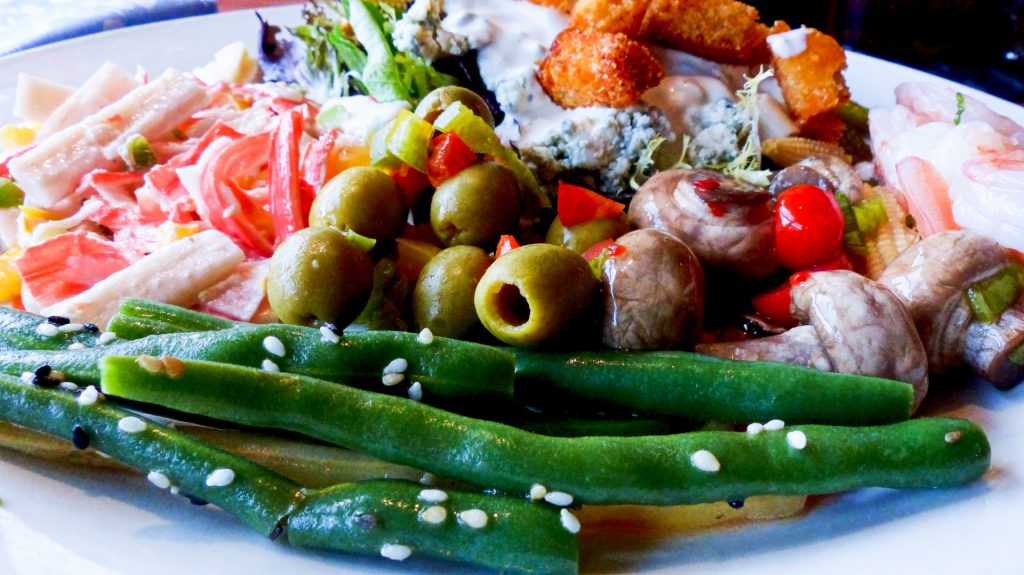 green beans with feta and olives