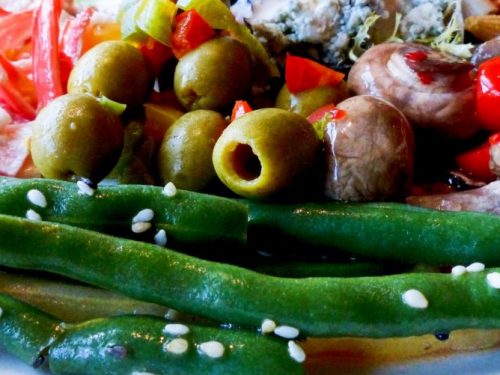 green beans with feta and olives