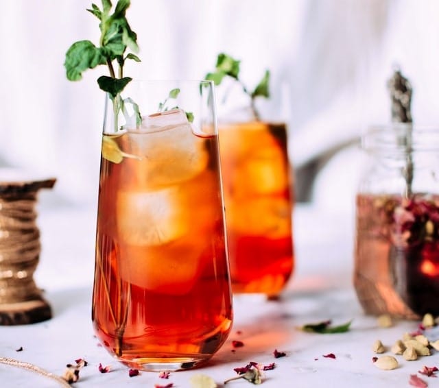 iced rhubarb tea