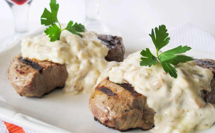 london broil with blue cheese sauce