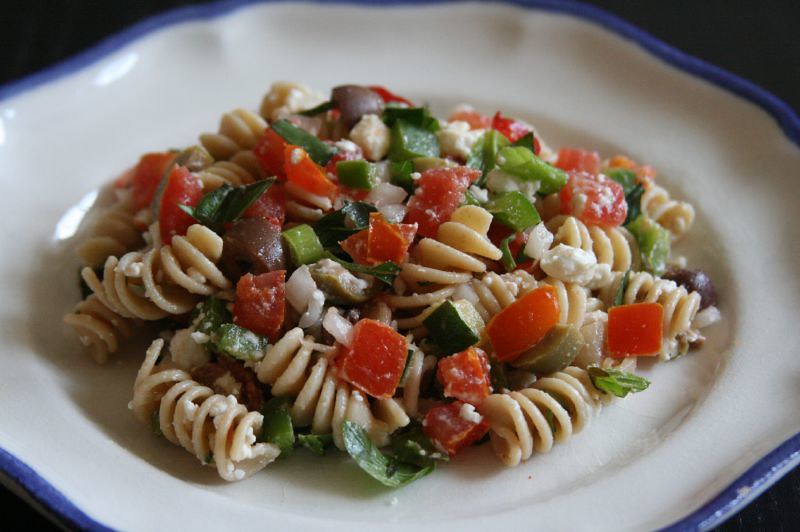 pasta salad with fruits