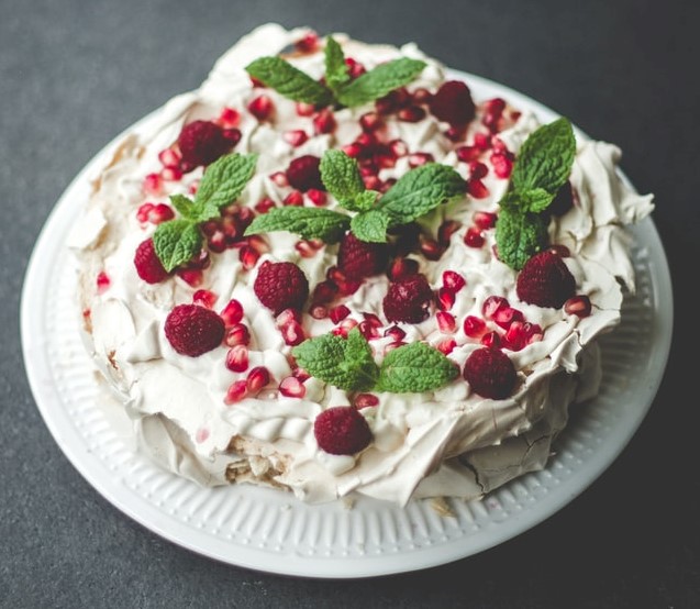 pavlova deluxe