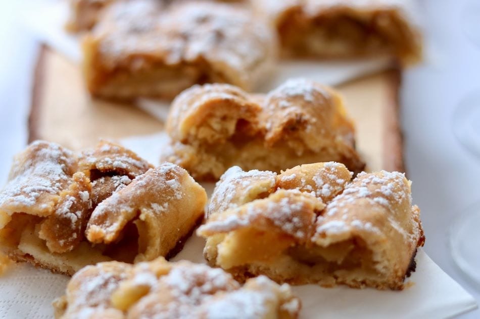 pear strudel