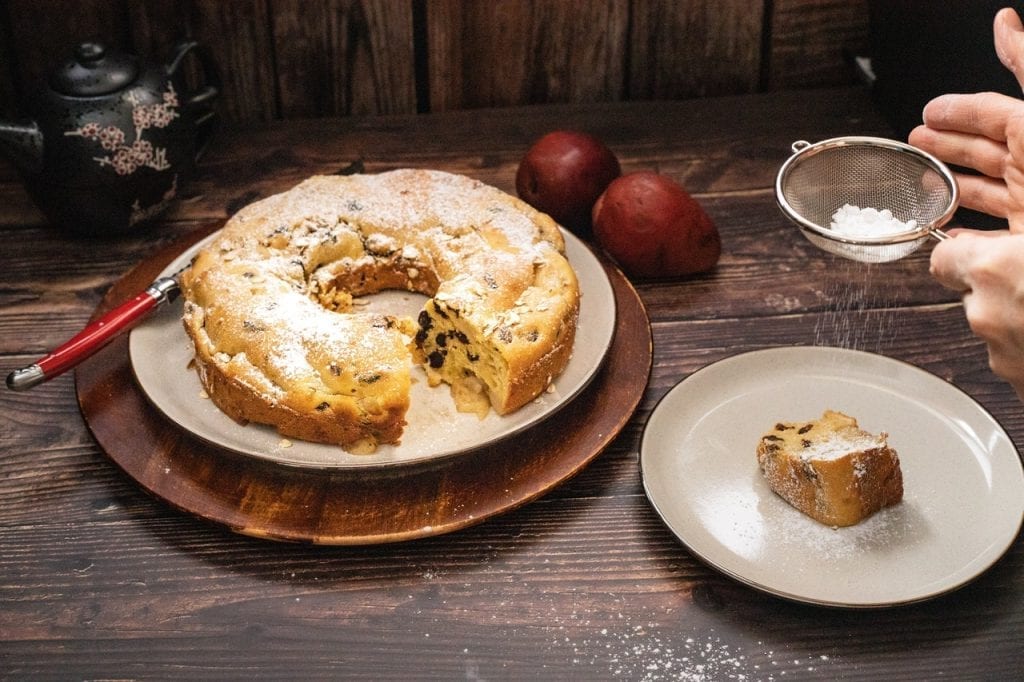 Raisin Pound Cake Recipe