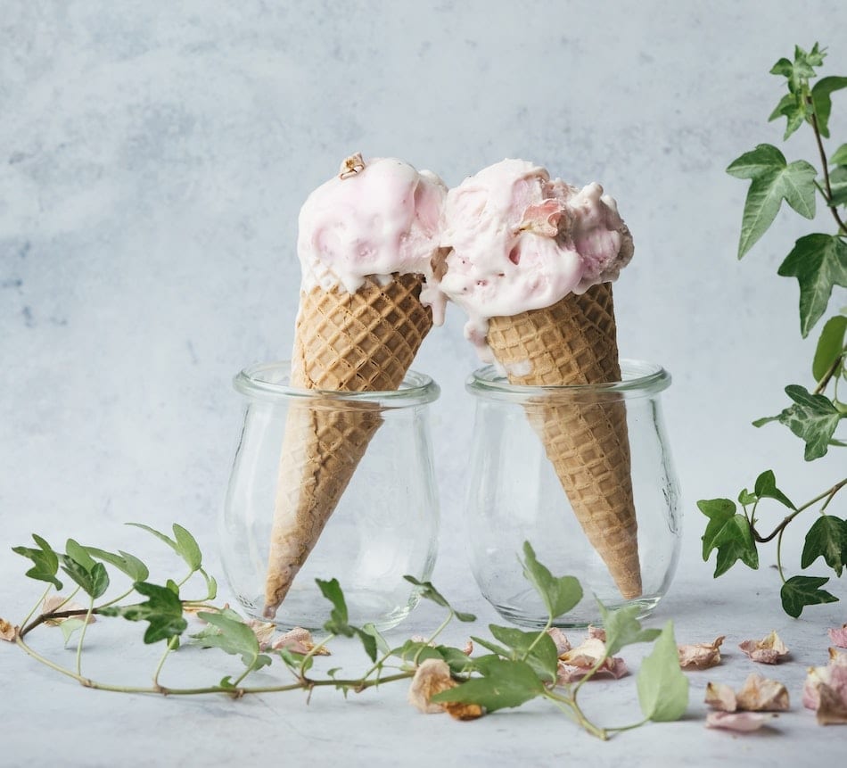 rhubarb ice cream