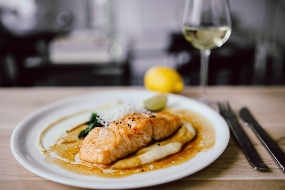 salmon with brown mustard and olive oil