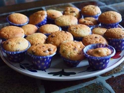simple banana nut muffins