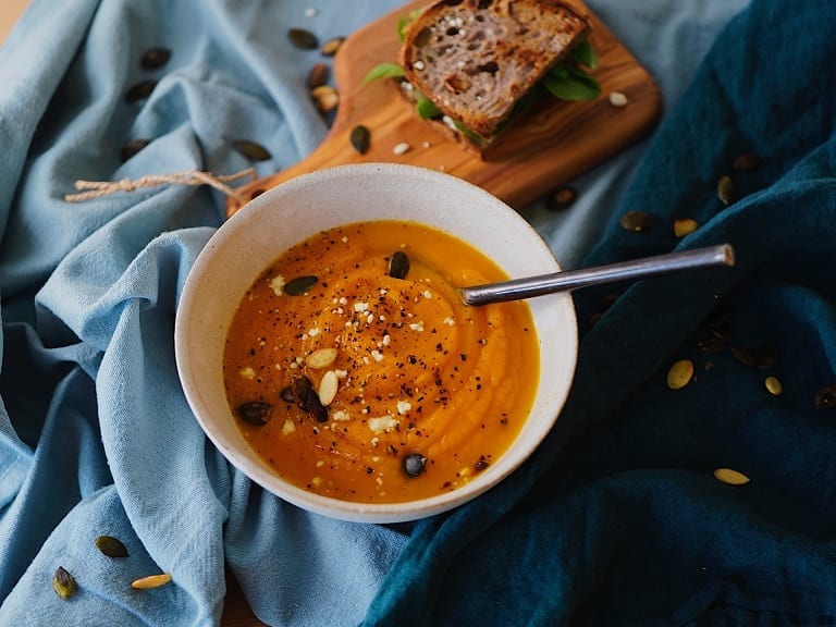 Receta de Sopa de Aperitivo de Calabaza Picante