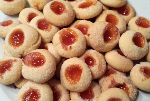 strawberry thumbprint cookies