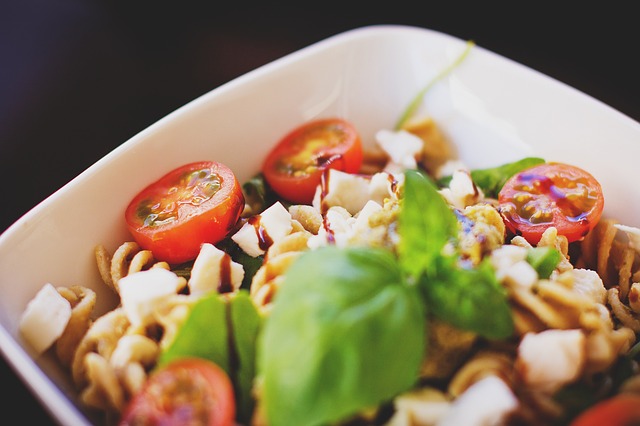 delicious summer picnic salad