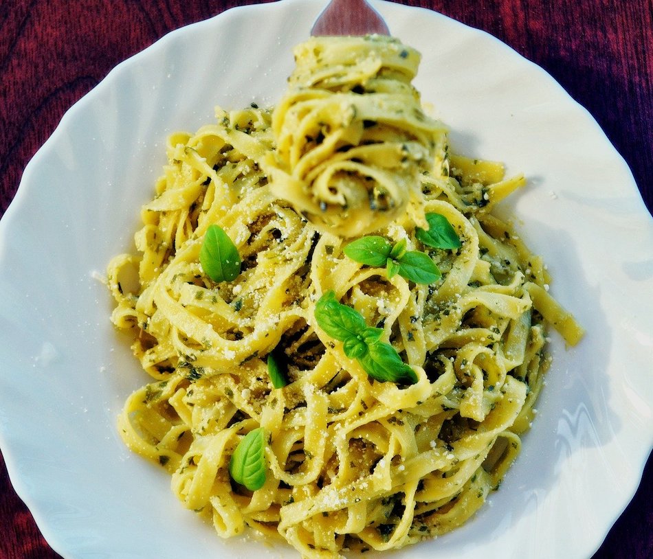 Tagliatelle with Shiitake Mushrooms and Asparagus Recipe