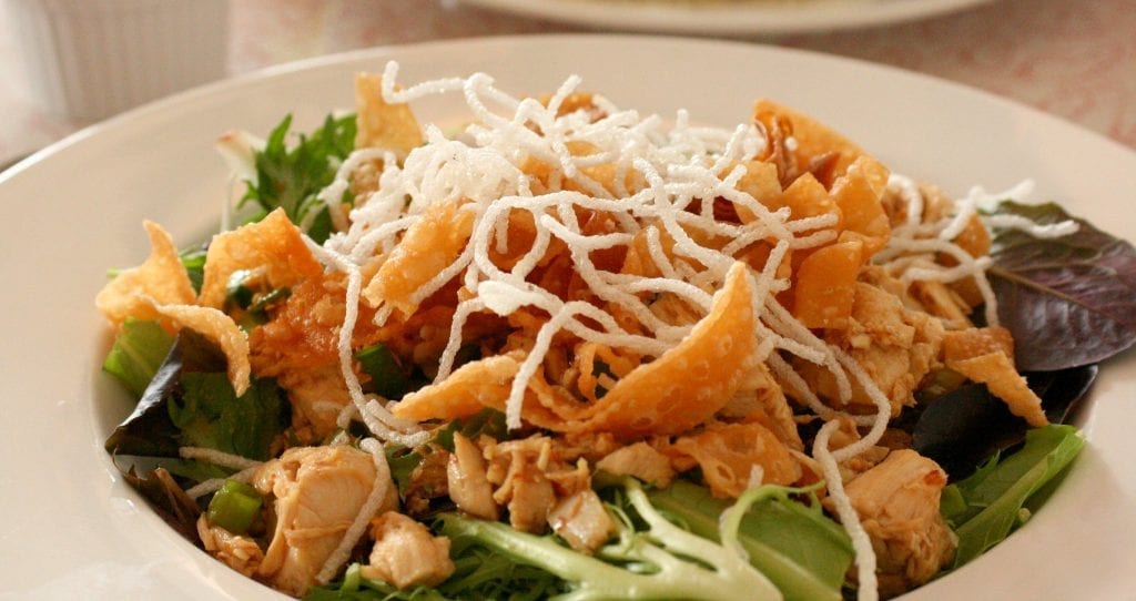 Copycat Chili’s Asian Chicken Salad Recipe