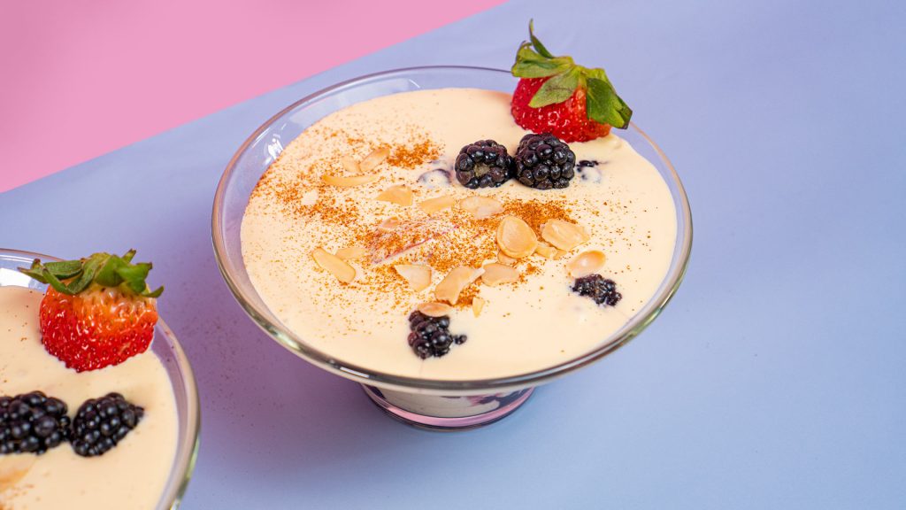 berries-with-banana-cream-recipe