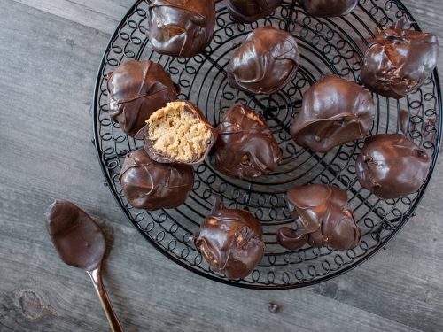 Chocolate Peanut Butter Balls Recipe, easy no bake keto vegan gluten free recipe