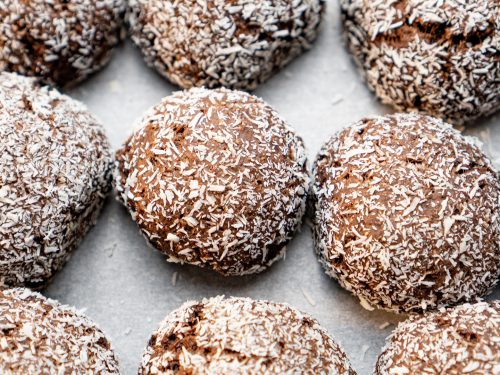coconut-chocolate-doughnut-holes-recipe