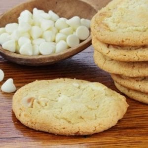 Copycat Mrs. Fields White Chunk Macadamia Cookies Recipe