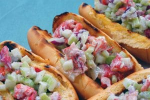 Copycat Red Lobster’s New England Lobster Rolls Recipe