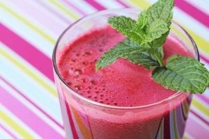 Fresh Cantaloupe & Beet Juice Recipe