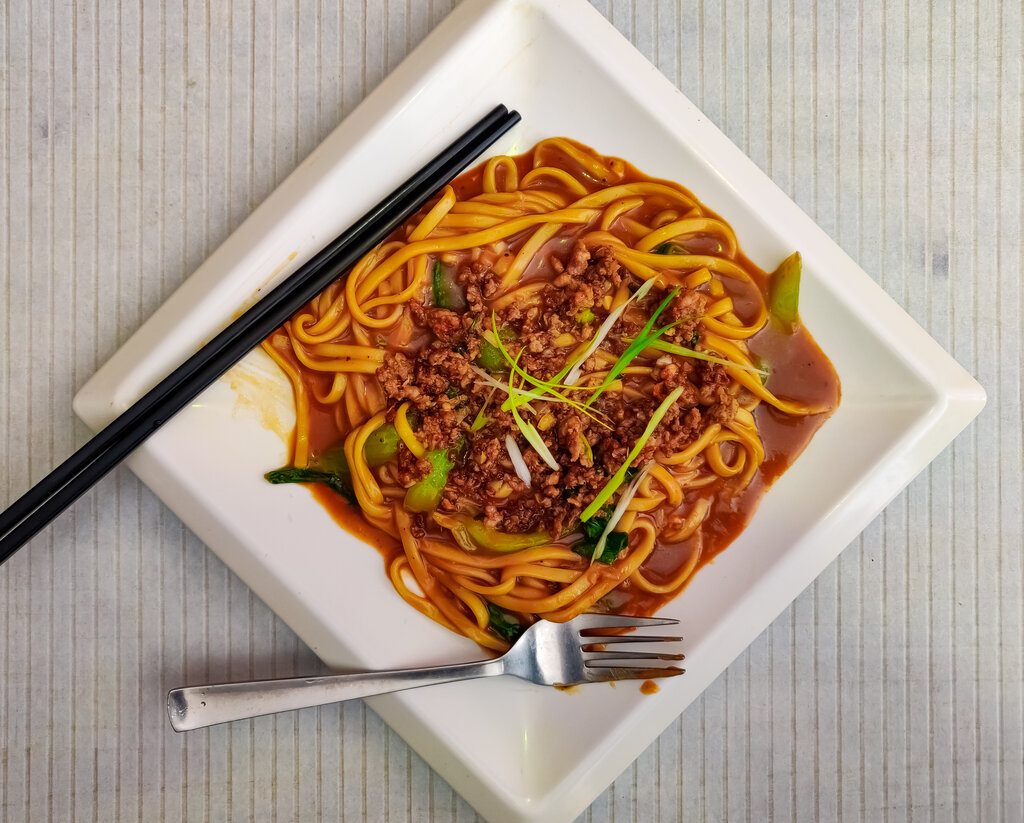 Ground Beef Lo Mein Recipe, Chinese stir fried beef noodles recipe with mein noodles