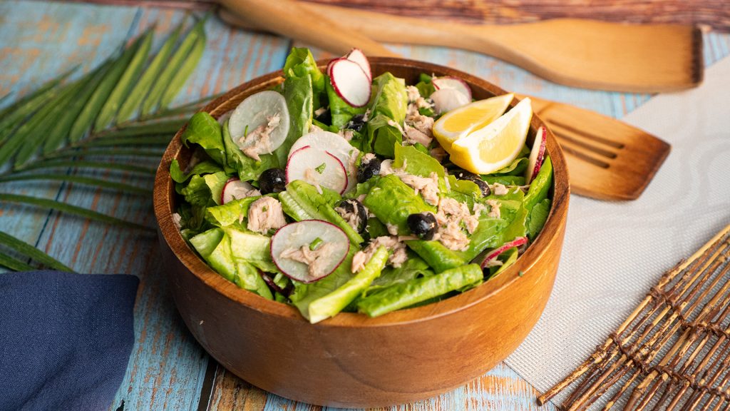 Mediterranean Tuna and Radish Salad