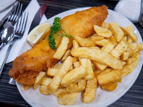 fish with crispy chips