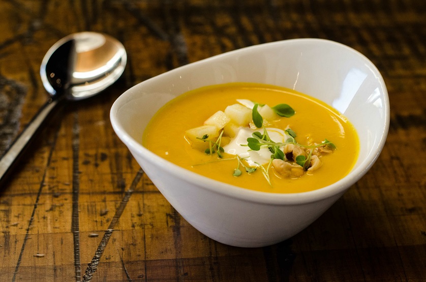 roasted acorn squash soup with horseradish and apples recipe