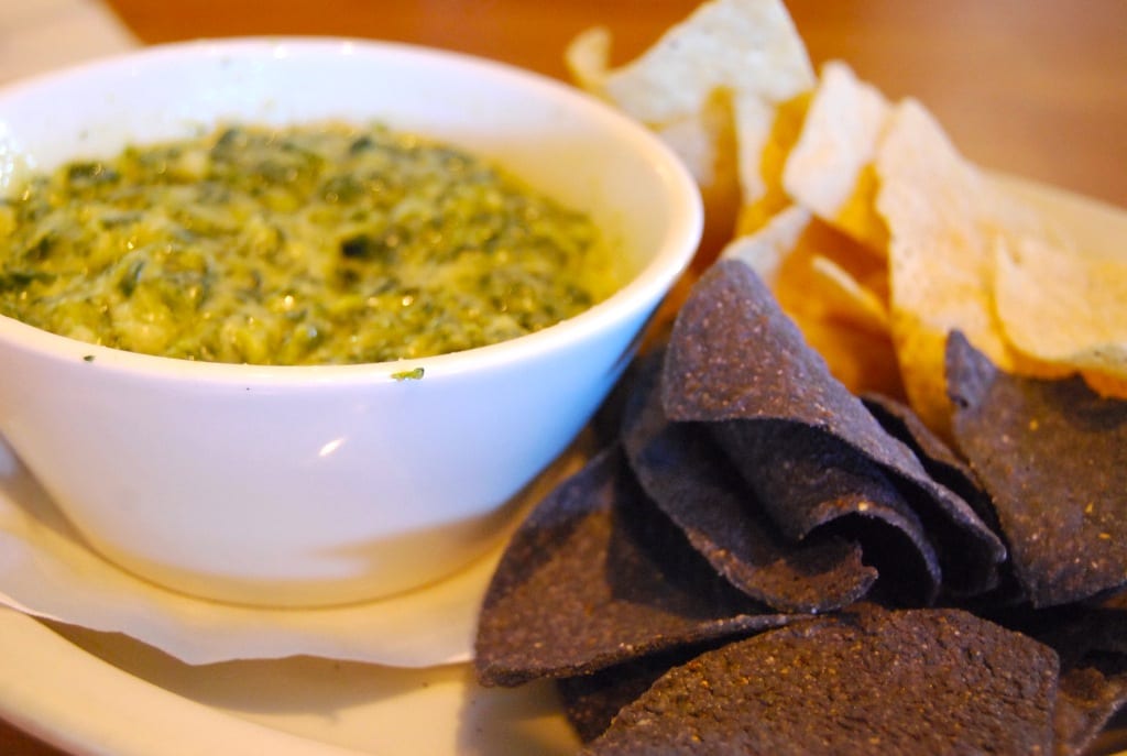 delicious spinach and artichoke dip