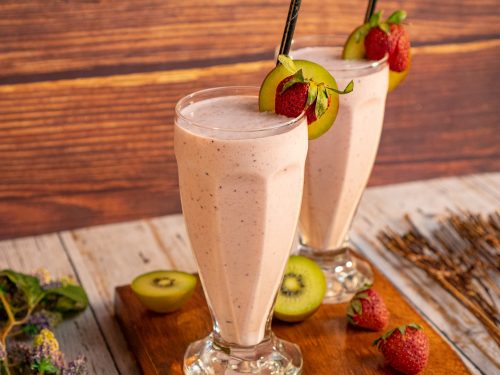 strawberry-kiwi-milkshakes-recipe