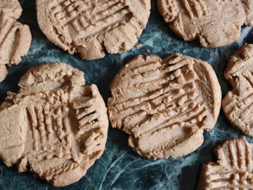 super easy peanut butter cookies