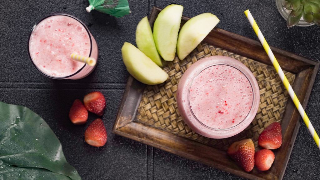 Apple Berry Smoothie