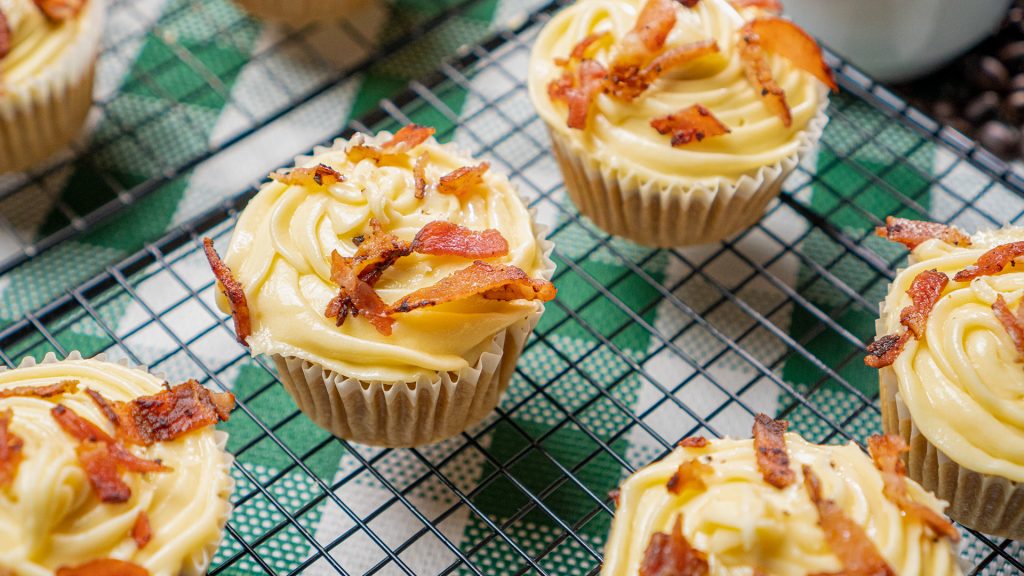 Maple Bacon Cupcakes