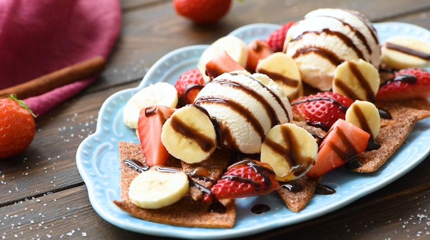 berry dessert nachos recipe