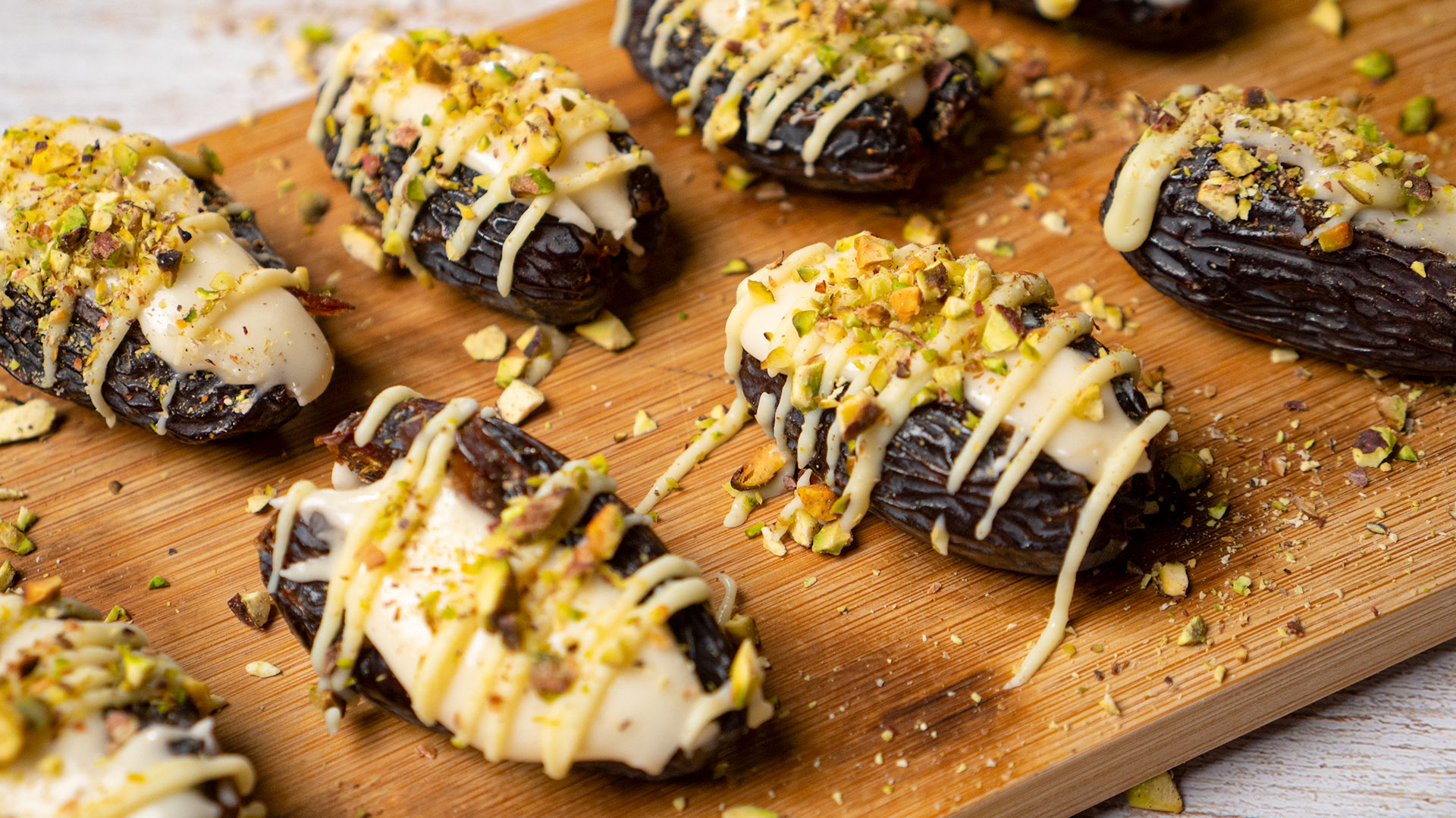 Stuffed Dates Recipe: How to Make It