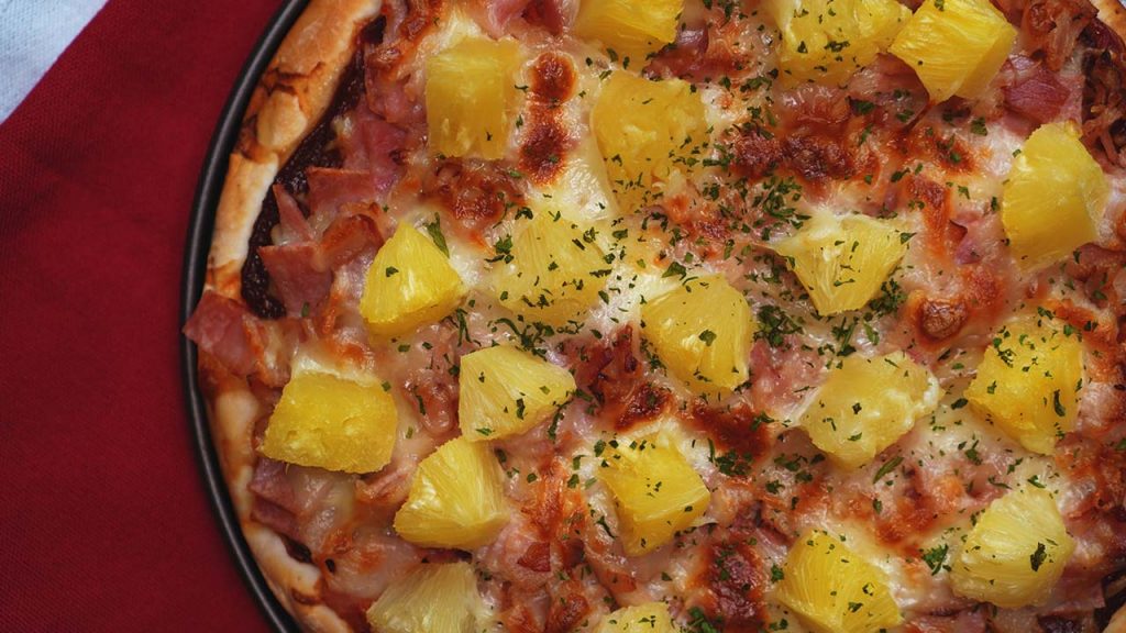 Pizza Hut’s Sweet Hawaiian Pizza Recipe