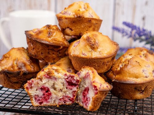raspberry-white-chocolate-muffins-recipe