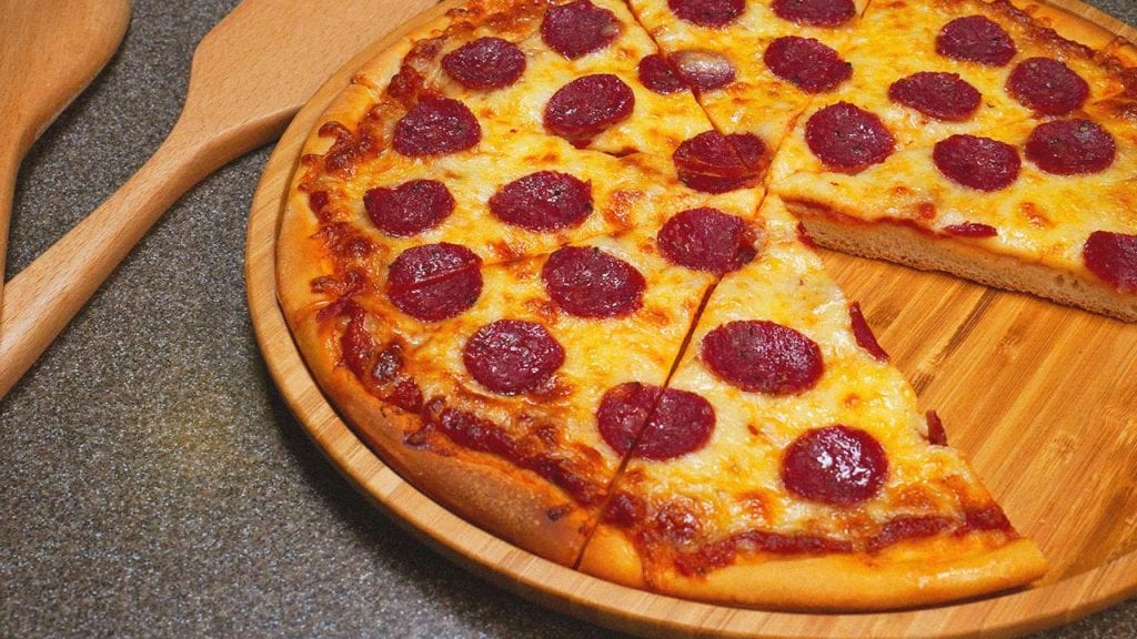 dominos pepperoni pizza slice