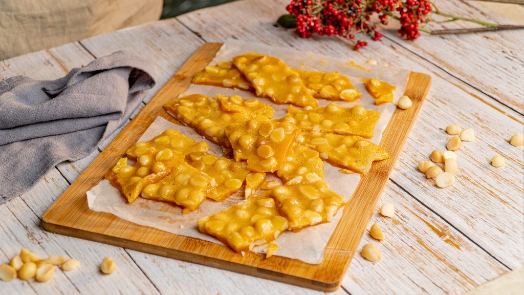 Microwave-Peanut-Brittle-recipe