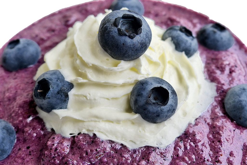 Blueberry-Banana Cream Pie