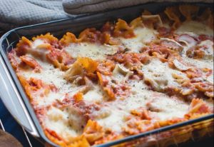 classic lasagna with meat sauce