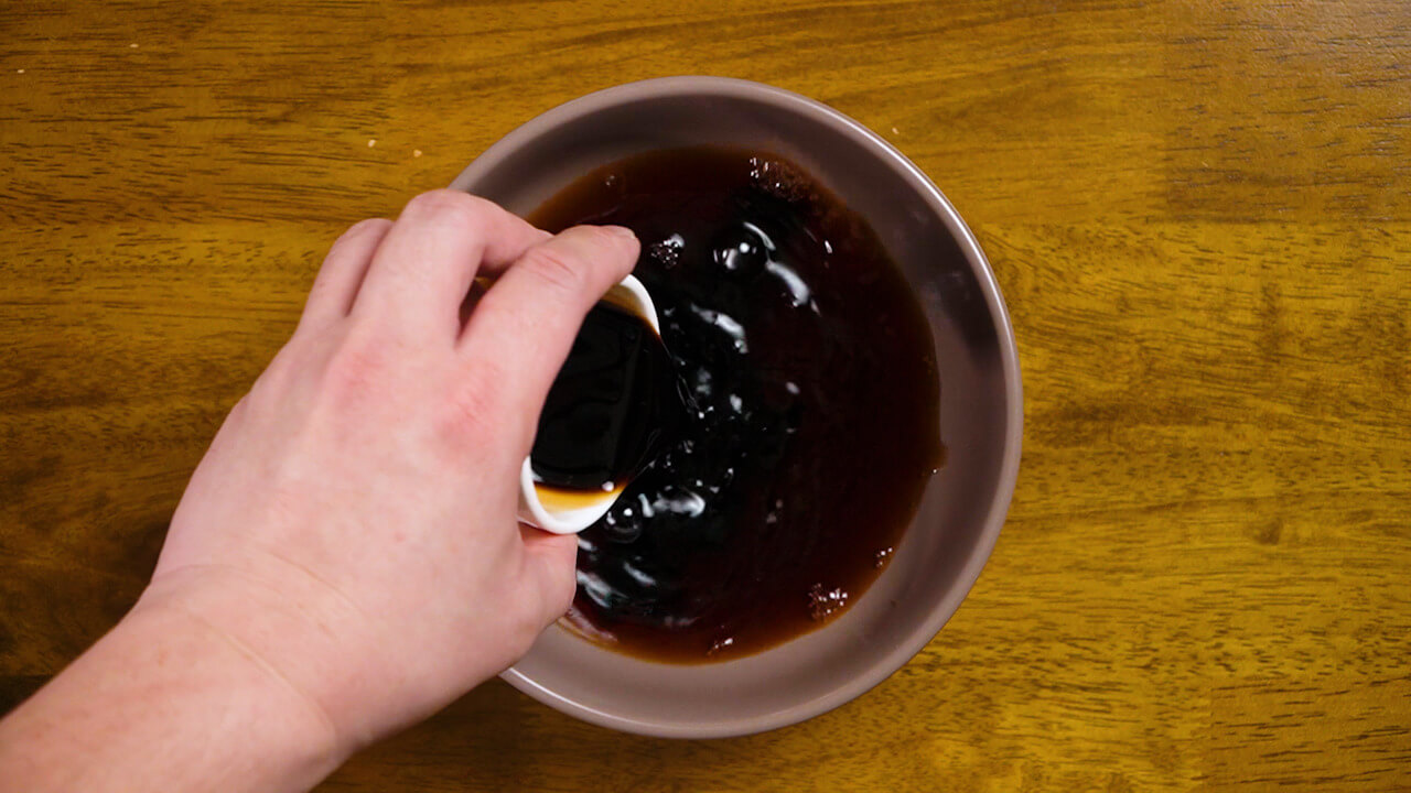 preparing wine mixture